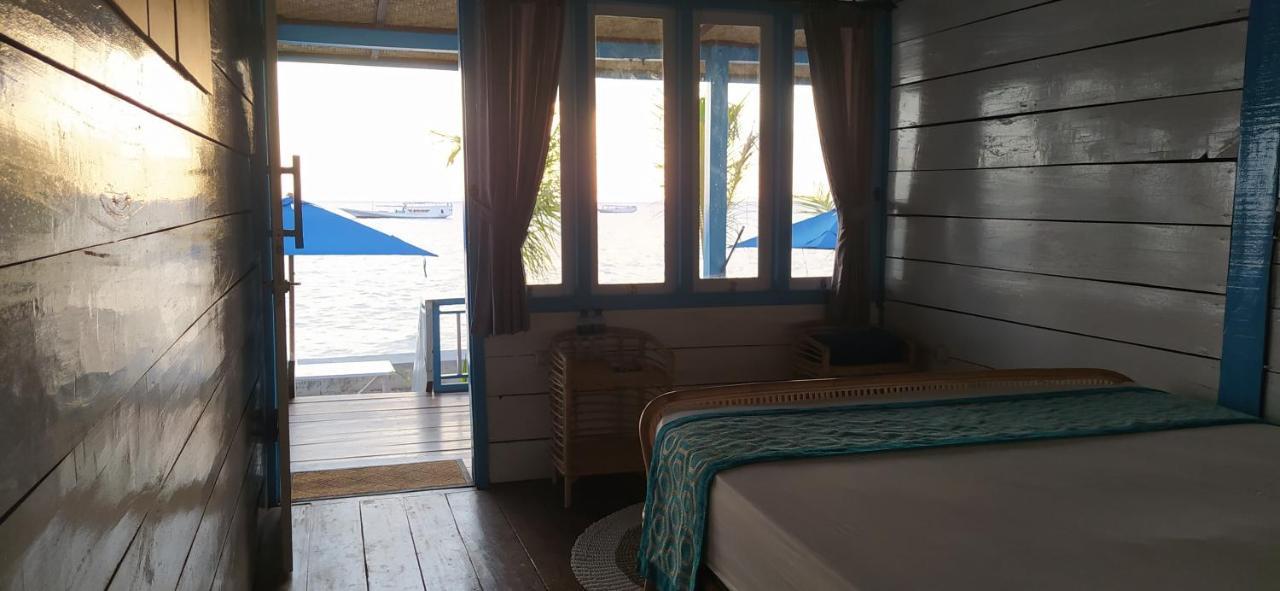 Moyo Island Resort Exterior foto